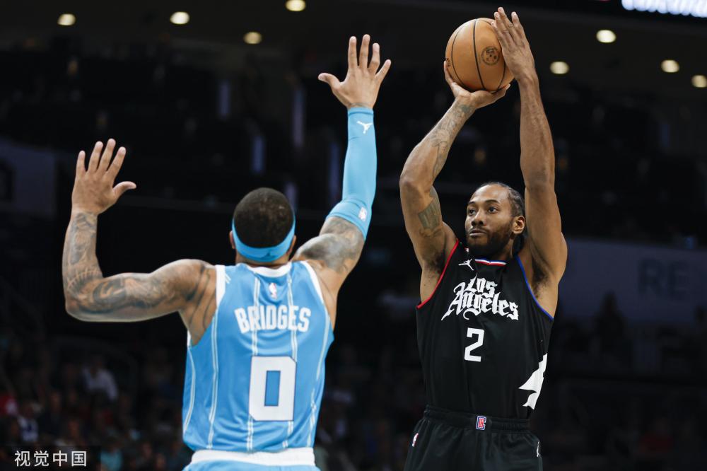 甚至忍不住 甚至忍不住