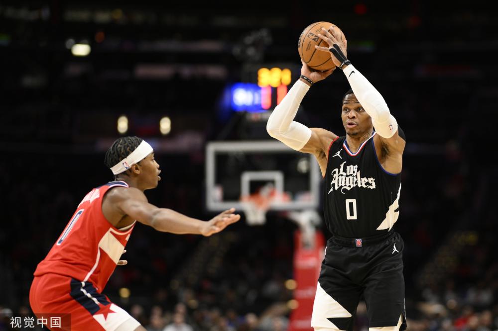 多场比赛中 多场比赛中