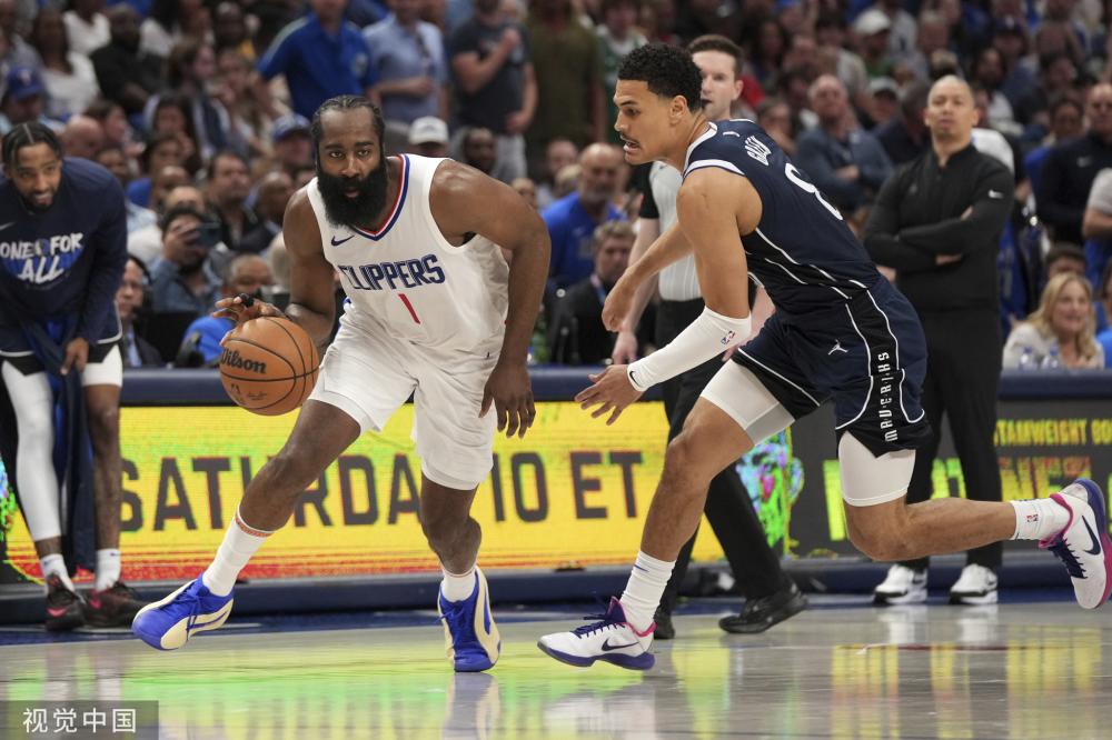 而当代知名 而当代知名